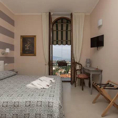 Ca Leon Gæstehus La Spezia