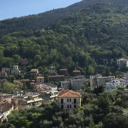 招待所 Ca Leon 斯培西亚